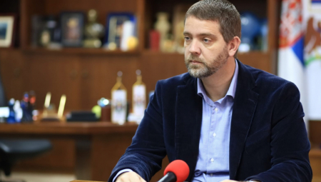 DAŠIĆ: Oni koji su Veliki školski čas skoro ugasili sada ga i skraćuju, naravno neistinama