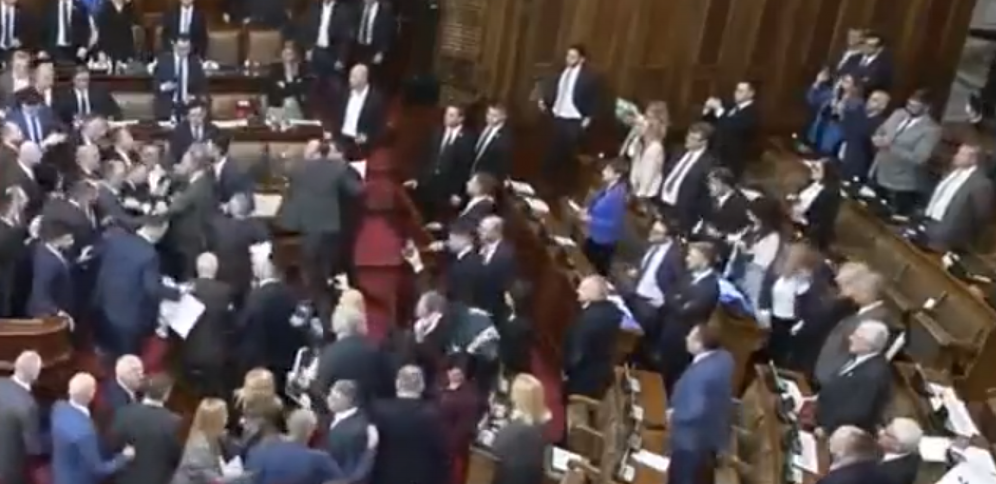 DOŠLI SU CILJANO DA IZAZOVU NERED! Likuju u Prištini, Sarajevu, Zagrebu, likuju svi naši neprijatelji