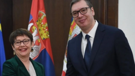 VUČIĆ SA DELEGACIJOM EBRD: Zajedno menjamo lice naše Srbije (FOTO)
