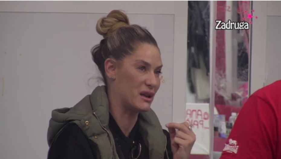 "SIN IMA TRAUME" Ana Ćurčić otkrila jezive detalje života sa Zvezdanom: MOJE DETE JE SPASILO NJEGOVU MAJKU KADA JE PROBALA DA NAUDI SEBI