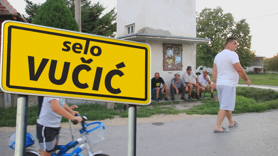 U SRCU ŠUMADIJE NALAZI SE SELO VUČIĆ Putnici-namernici ostaju zbunjeni, meštani otkrivaju da li ime ima veze sa srpskim predsednikom