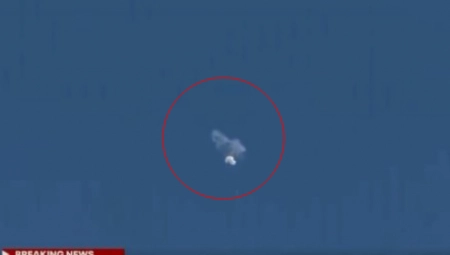 OBJAVLJEN SNIMAK OBARANJA KINESKOG ŠPIJUNSKOG BALONA Bajden dao odobrenje da se balon sruši iznad Atlantskog okeana (VIDEO)