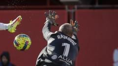 KUKU MAJKO, ŠTA JE ODBRANIO RAJKO Naš golman dobio veliko priznanje u Španiji (VIDEO)