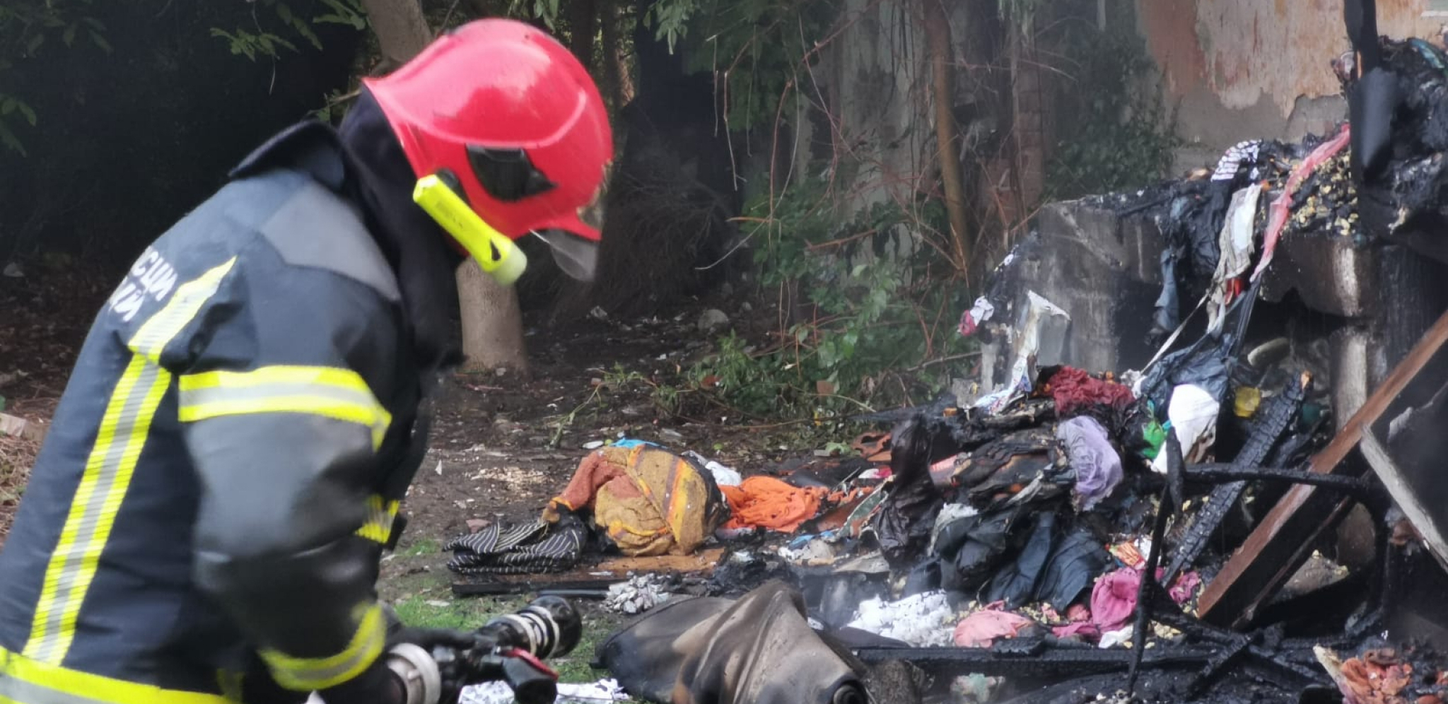 VELIKI POŽAR U VIKENDICI KOD LJUBOVIJE Plamen prve primetile komšije, pa pozvale vatrogasce