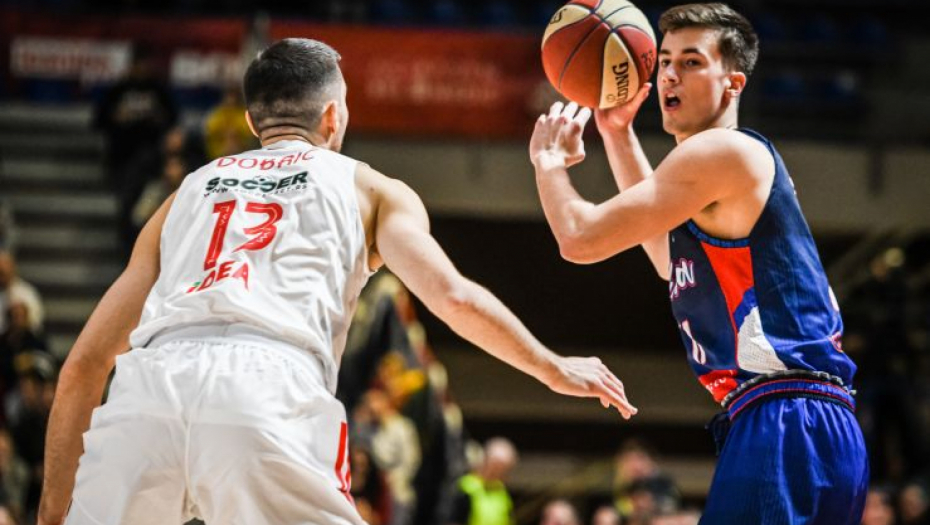 ZVEZDA OČITALA LEKCIJU IGOKEI Crveno-beli nemilosrdni prema ekipi iz Laktaša, "zalečili" evroligaške rane ubedljivom pobedom u "Pioniru"