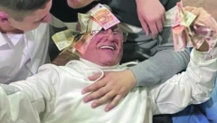 Era Ojdanić otkriva našta voli da troši novac "ŽENE SU MI POROK, ALI BEŽIM OD ALJKAVIH PEVAČICA"