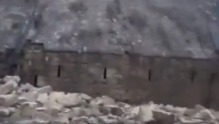 ZEMLJOTRES UNIŠTIO TURSKU TVRĐAVU! Zaštićeno istorisjko blago u ruševinama!