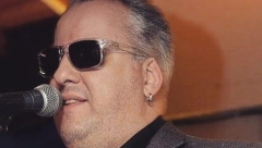 DEJAN MATIĆ OGOLIO DUŠU, PA ISPRIČAO SVE O TRAUMI IZ DETINJSTVA! Pevač nikada iskrenije o događaju koji je ostavio ožiljke