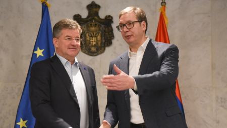 "OTVOREN I PRIJATELJSKI RAZGOVOR" Oglasio se Vučić nakon sastanka sa Lajčakom (FOTO)