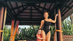 SVE PRŠTI OD LUKSUZA Nataša Bekvalac ćerki Hani priredila bajku: „Srećan rođendan bebo“