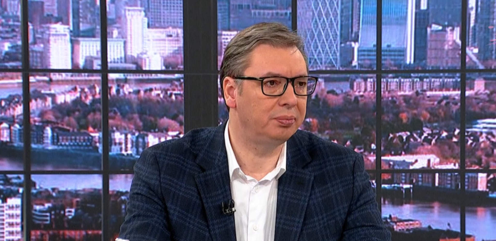 "DALI SU MI PRILIKU DA POKAŽEM NARODU KAKVI SU LAŽOVI" Predsednik govorio o najaktuelnijim temama koje su važne za naš narod!