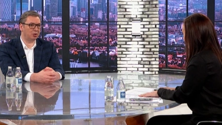 PREDSEDNIK DEMANTOVAO ČAK 24 ČINJENIČNE LAŽI! Vučić: Jeste li videli da se bilo ko zacrveneo? Niko nije rekao izvinite!