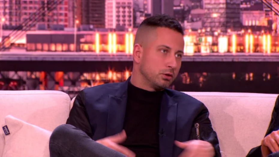 ĐEDOVIĆ OTVORIO DUŠU ZA ALO! O ŽIVOTU PRE SLAVE Prodavao sam poštanske sandučiće da preživim