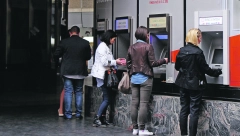 RASTU ZARADE U LOKALNIM JAVNIM PREDUZEĆIMA Evo šta mogu da očekuju zaposleni u državnim firmama sa najmanjim platama