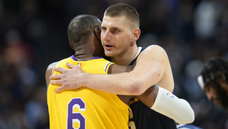 JOKIĆ UŠAO U ISTORIJU Srbin oborio rekord NBA lige star 36 godina