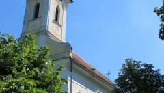 PIPKAO DEVOJČICU i GOVORIO JOJ DA "ŽENE TO VOLE" Optužni predlog za sveštenika iz Bele Crkve