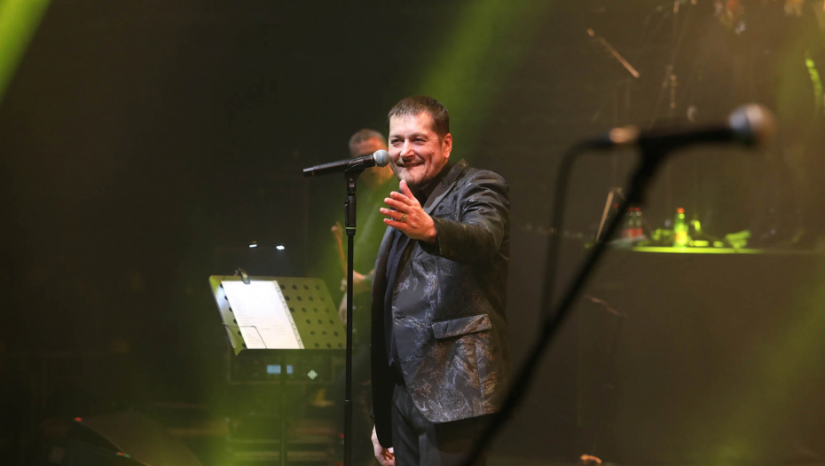 Pejovic digao Hrvatsku na noge - Zagrebacka Arena pretesna za srpskog pevaca