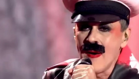 VIŠE PUTA OTKAZIVAO SVADBU, KUPIO JOJ SAPUN ZA INTIMU SA NJEGOVIM LIKOM Ovo je ŽENA intrigantnog pevača grupe "Let 3" iz Hrvatske! (FOTO)