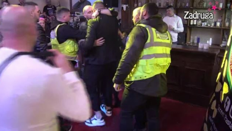 Isplivao snimak u kom obezbeđenje baca Zvezdana na pod, a sve zbog devojke (VIDEO)