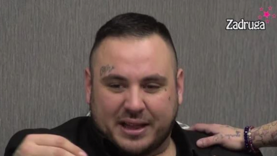 "IZDAO ME I PRODAO" Car u suzama nakon svađe sa Zvezdanom: OVO NE MOŽE DA MU OPROSTI!