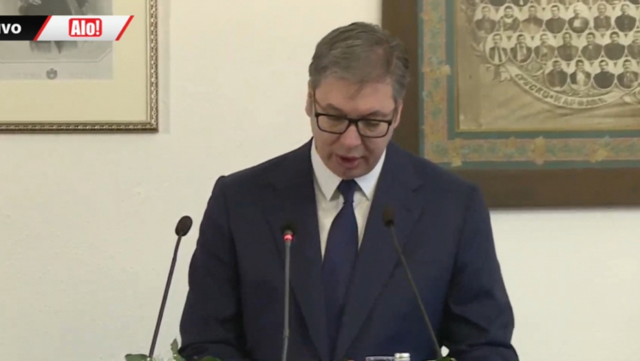 "NIŠTA SVETIJE OD SRBIJE NEMAMO" Predsednik besedio u Kragujevcu povodom obeležavanja Dana državnosti (FOTO/VIDEO)