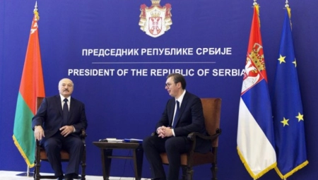 UZAJAMNA PODRŠKA I DALJA SARADNJA Lukašenko čestitao Vučiću Dan državnosti
