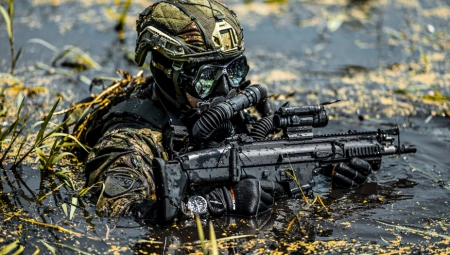 OSNOVNA PLATA VEĆA OD 200.000 DINARA Konkurs za specijalne jedinice u toku, otvoren i za žene (FOTO)