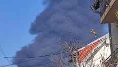 OGLASIO SE MUP POVODOM POŽARA NA GALENICI Vatrena stihija stavljena pod kontrolu, nema opasnosti od širenja