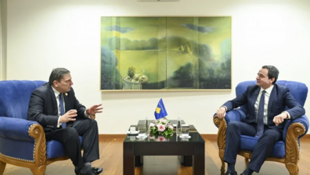 KURTI SA SANDULOVIĆEM Terorista primio ludaka, psihopatu i višestrukog kriminalca! (FOTO)