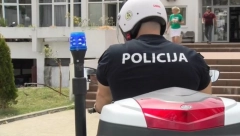 NAGRAĐIVANI POLICAJAC NAPRAVIO POTEZ KOJIM JE BACIO LJAGU NA CELU KARIJERU!