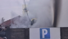 POŽAR U CENTRU ČAČKA Vatrogasne ekipe na lice mesta! (FOTO)