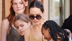 MOJA DECA I JA SMO PROLAZILI KROZ TEŽAK PERIOD Anđelina Džoli otkrila kako se snalazi u ulozi samohrane majke! (FOTO)