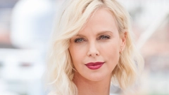 "MOJE LICE SE MENJA I VOLIM ŠTO STARIM" Šarliz Teron napali da je imala korekcije, odgovorom mnoge naterala da se zamisle