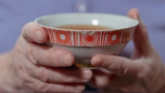 PIJE SE PRED SPAVANJE, A MOŽE DA VAM PROMENI ŽIVOT Ovaj čaj vas uspavljuje, briše nervozu i zbog njega ćete spavati kao beba