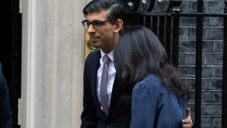 KINESKI IGRAČ U LONDONU Sunak iz naftalina izvukao dobro poznato lice, dramatičan povratak u Dauning strit