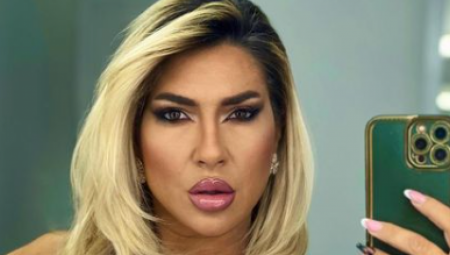 ŠOKIRALA NOVIM IZDANJEM Jovana Jeremić otišla korak dalje, freska na njenim grudima zabezeknula sve! (FOTO)