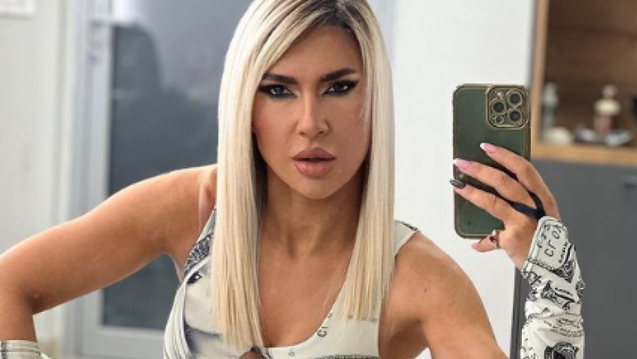 PROCURILA ŠOK FOTKA JOVANE JEREMIĆ IZ PROŠLOSTI Munjevito se deli i širi na mrežama, šta joj se desilo? (FOTO)