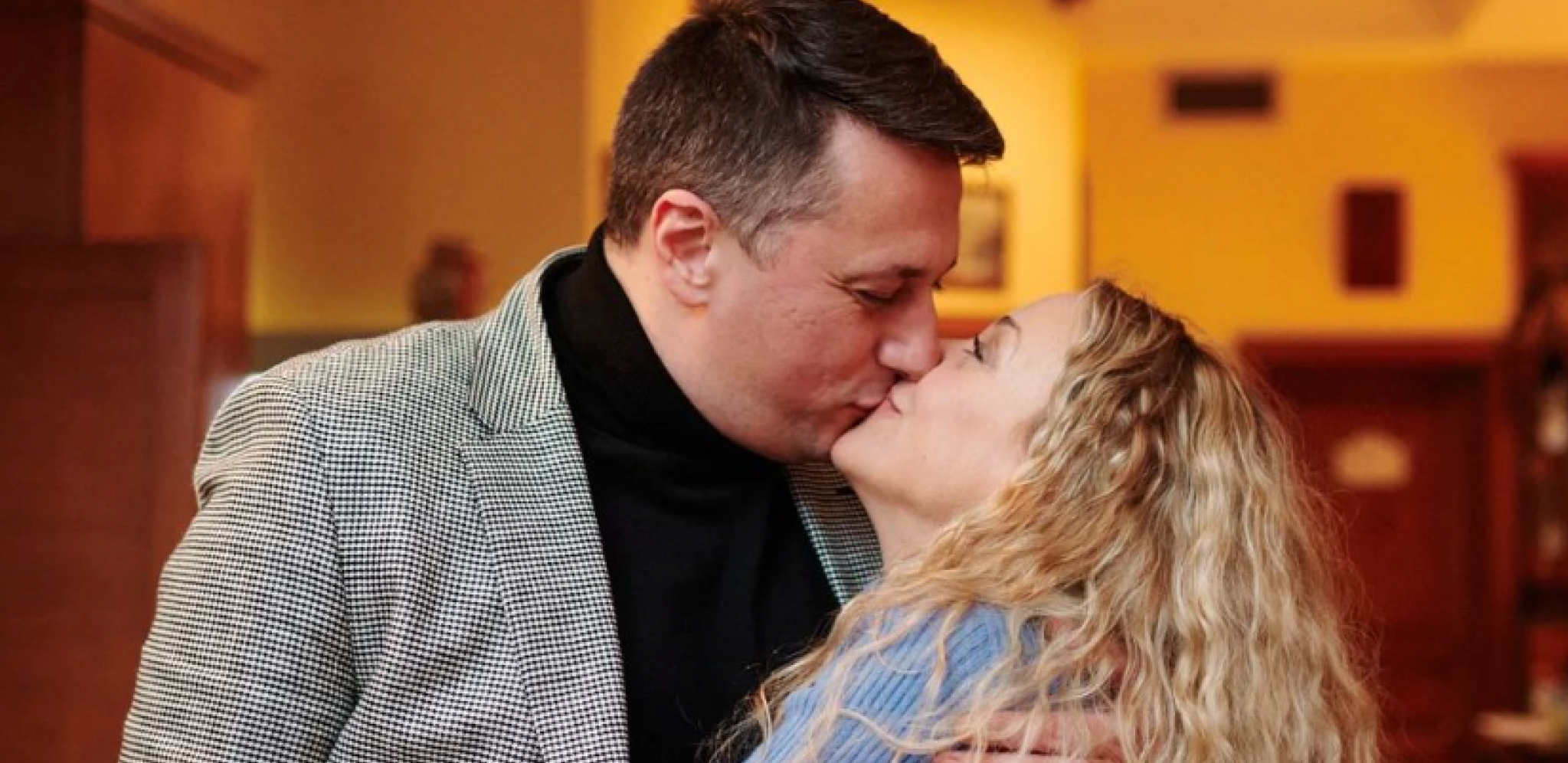 VELIKA LJUBAV ANDRIJE MILOŠEVIĆA I ALEKSANDRE TOMIĆ Glumac je uspeo da osvoji Sandru, a ona je imala samo jedan zahtev