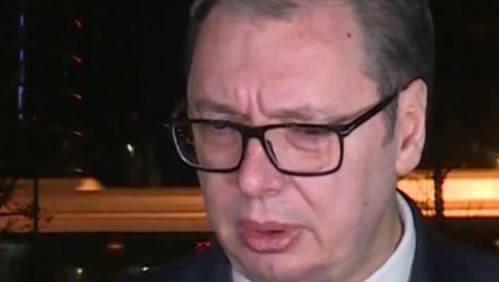 VUČIĆ OGOVORIO NA PROVOKACIJE STRANIH NOVINARA "Mi smo uvek poštovali Povelju UN... Hvala vam veliko!"