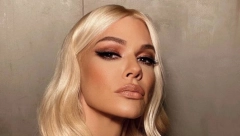 NATAŠI BEKVALAC SEVNULE TANGE Održala nastup u providnoj haljini, do zore pravila lom, a evo šta je pevačica uradila usred pesme! (FOTO)