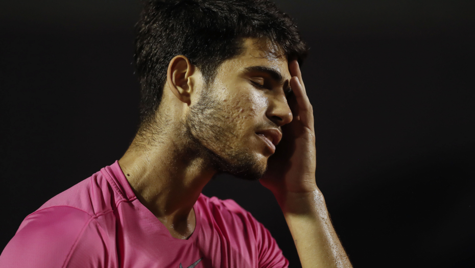 NOVAK NIJE MOGAO DA ČUJE BOLJU VEST Alkaraz ostao bez finala u Majamiju, Đoković se vraća na prvo mesto