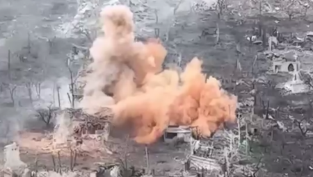 RUSI JURIŠAJU! Obe strane se oglasile, žestoka borba se vodi na ovom mestu!