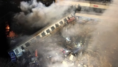 TRODNEVNA NACIONALNA ŽALOST U GRČKOJ Većina nastradalih studenti i mala deca (FOTO)