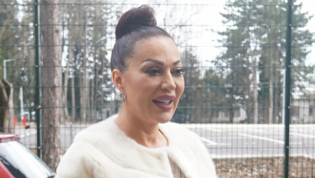 CECA U PORODILIŠTE OTIŠLA U STAJLINGU OD 8.770 EVRA Ražnatovićeva za autfit dala kao Bogdana za porođaj, samo za tašnu je dala ovoliko! (FOTO)