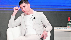 OD CENE GLAVA BOLI Ronaldo nosi najskuplji sat čuvenog  proizvođača