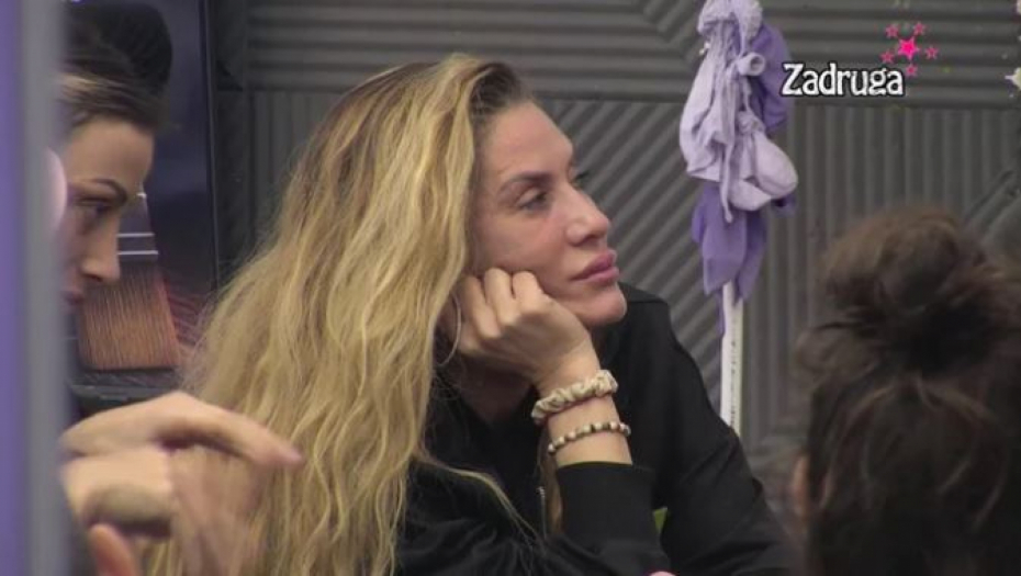 BIĆETE U ŠOKU KADA VIDITE KAKO IZGLEDA ĆERKA ANE ĆURČIĆ Dve godine je mlađa od Zvezdanove ljubavnice, a evo i čime se bavi! (FOTO)