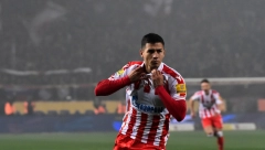 ZVEZDIN ARGENTINAC ISKOPIRAO BATISTUTU Vigo postigao gol, pa "rešetao" (VIDEO)