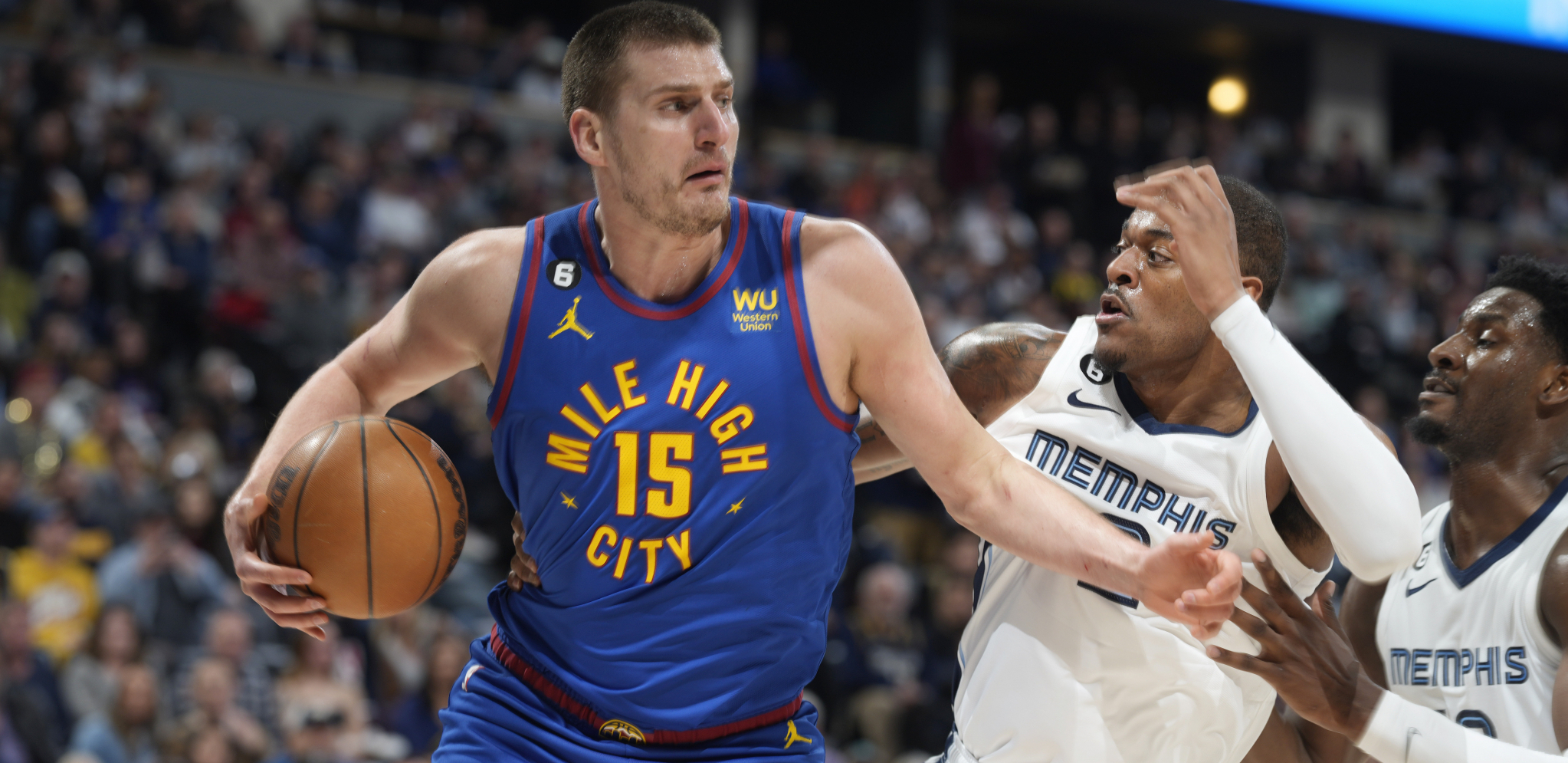 NEZAUSTAVLJIVI JOKIĆ OBORIO REKORD STAR 55 GODINA Džoker prestigao veliku NBA legendu i ušao u istoriju