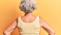 IMA 90 GODINA I IZGLEDA KAO DEVOJČICA Nikada nije išla "pod nož", a iznenadićete se kada čujete šta koristi za negu lica i kože