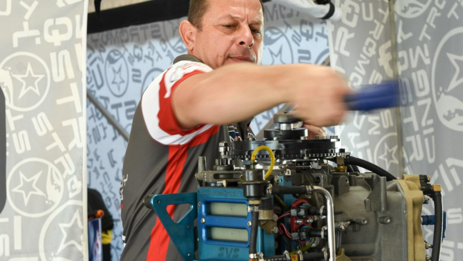 DA LI ZNATE ŠTA JE FORMULA NA VODI? O ovom sportu će se tek pričati, a Srbija ima majstora koji pomera granice i piše istoriju (FOTO)